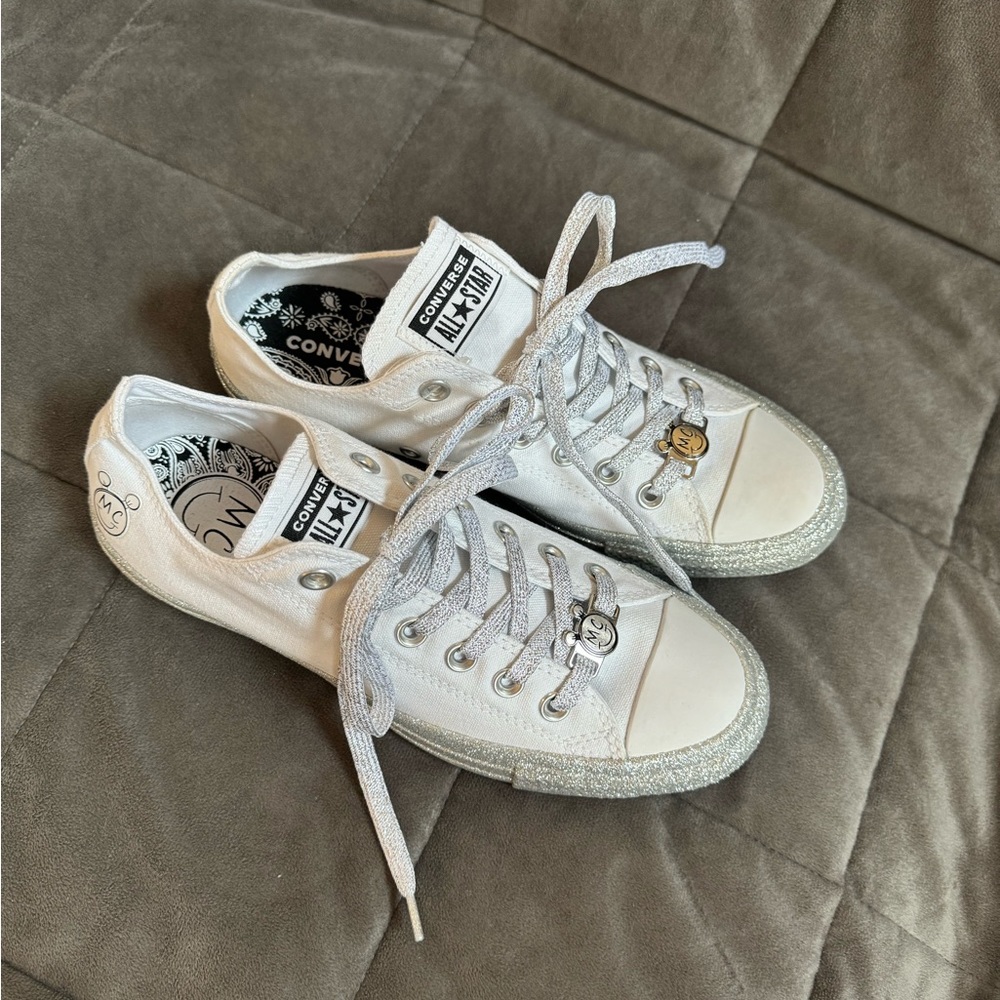 Brand New Converse MC white and sliver glitter unisex shoes